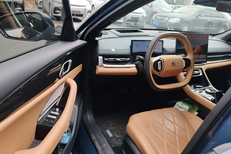 Used Geely Galaxy A7 2025 Model EM-i 150km Starship Edition Driver Seat