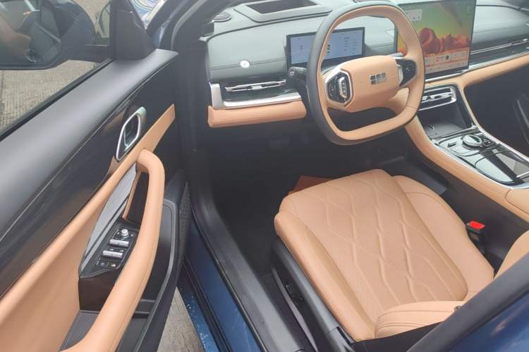 Used Geely Galaxy A7 2025 Model EM-i 150km Starship Edition Driver Seat