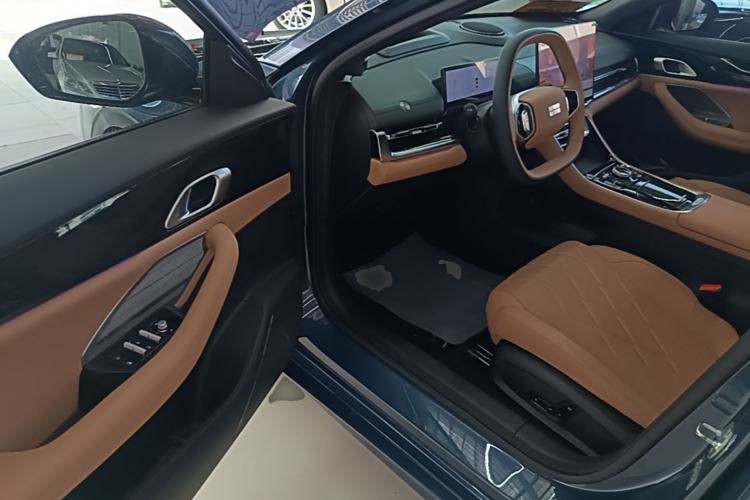 Used Geely Galaxy A7 2025 Model EM-i 150km Starship Edition Driver Seat