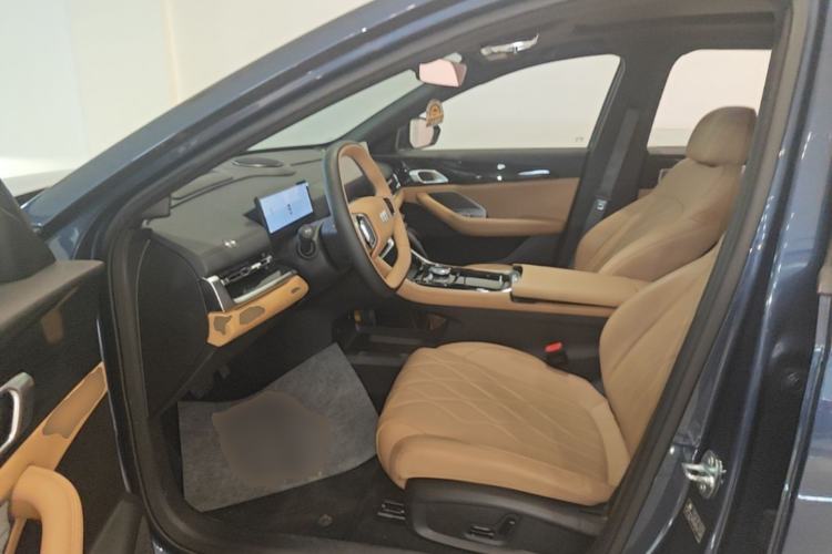 Used Geely Galaxy A7 2025 Model EM-i 150km Starship Edition Driver Seat