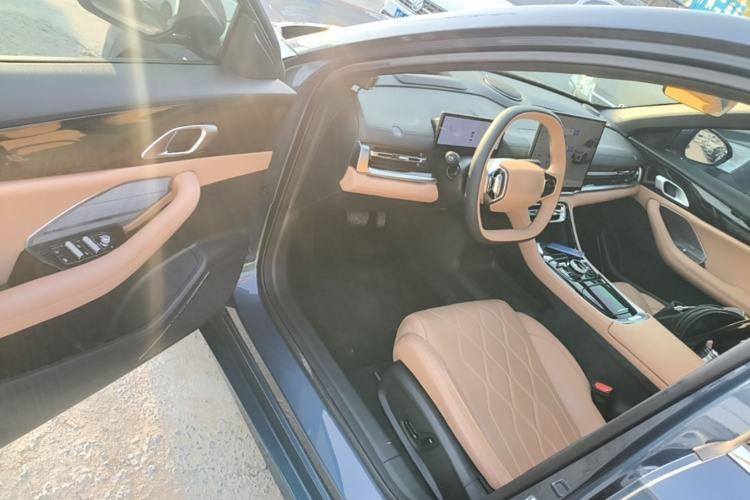 Used Geely Galaxy A7 2025 Model EM-i 150km Starship Edition Driver Seat