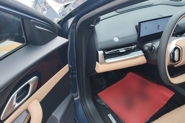 Used Geely Galaxy A7 2025 Model EM-i 150km Starship Edition Driver Seat