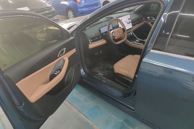 Used Geely Galaxy A7 2025 Model EM-i 150km Starship Edition Driver Seat