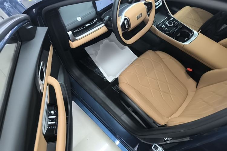 Used Geely Galaxy A7 2025 Model EM-i 150km Starship Edition Driver Seat