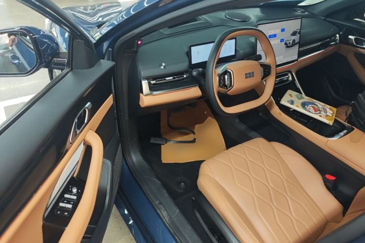 Used Geely Galaxy A7 2025 Model EM-i 150km Starship Edition Driver Seat
