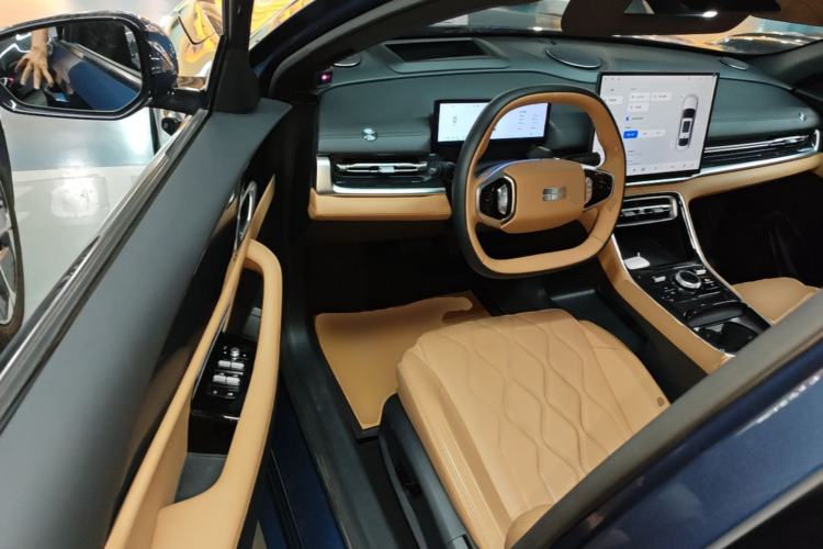 Used Geely Galaxy A7 2025 Model EM-i 150km Exploration+ Edition Driver Seat