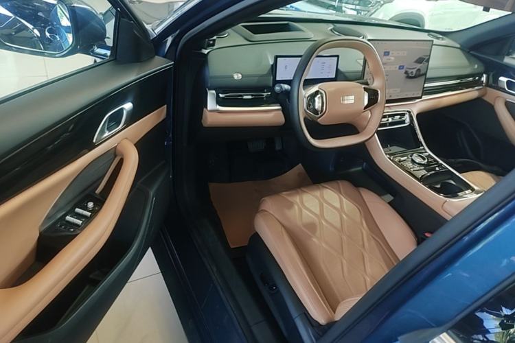Used Geely Galaxy A7 2025 Model EM-i 150km Starship Edition Driver Seat