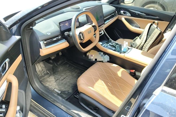 Used Geely Galaxy A7 2025 Model EM-i 150km Starship Edition Driver Seat