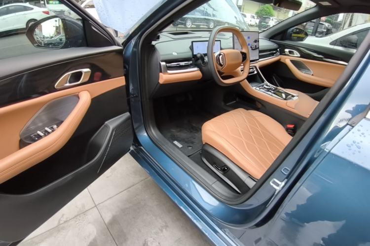 Used Geely Galaxy A7 2025 Model EM-i 150km Starship Edition Driver Seat