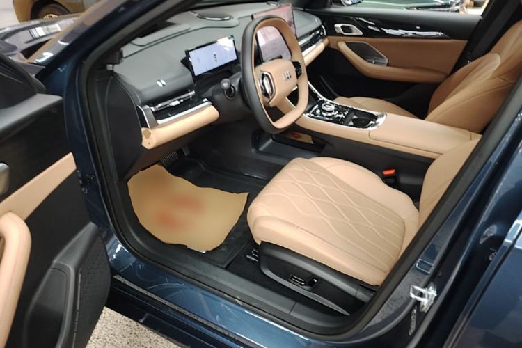Used Geely Galaxy A7 2025 Model EM-i 150km Starship Edition Driver Seat