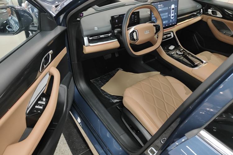 Used Geely Galaxy A7 2025 Model EM-i 150km Starship Edition Driver Seat