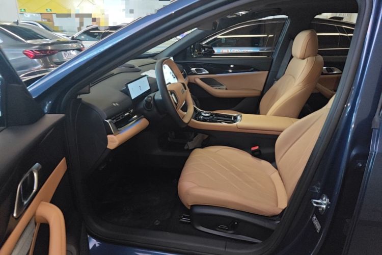 Used Geely Galaxy A7 2025 Model EM-i 150km Starship Edition Driver Seat