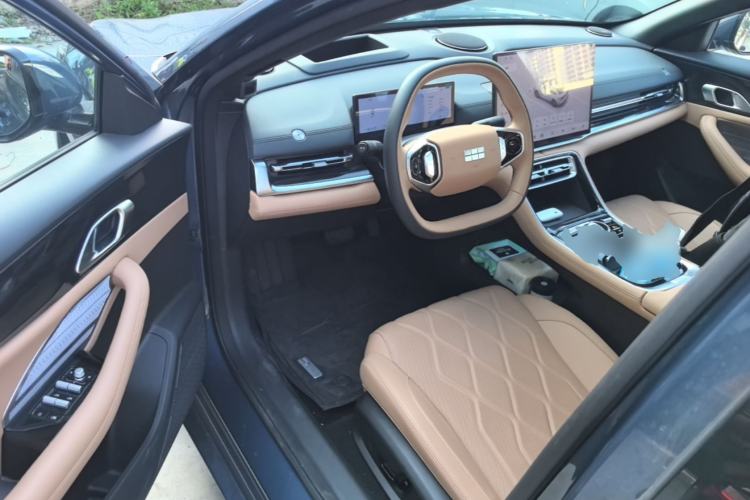 Used Geely Galaxy A7 2025 Model EM-i 150km Starship Edition Driver Seat