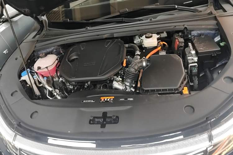 Used Geely Galaxy A7 2025 Model EM-i 150km Starship Edition Engine Bay