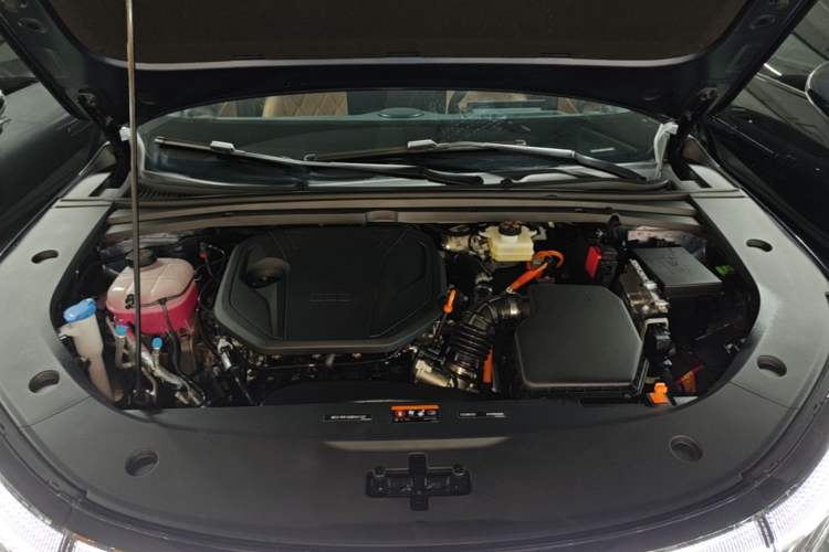 Used Geely Galaxy A7 2025 Model EM-i 150km Exploration+ Edition Engine Bay