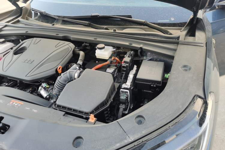 Used Geely Galaxy A7 2025 Model EM-i 150km Starship Edition Engine Bay Left