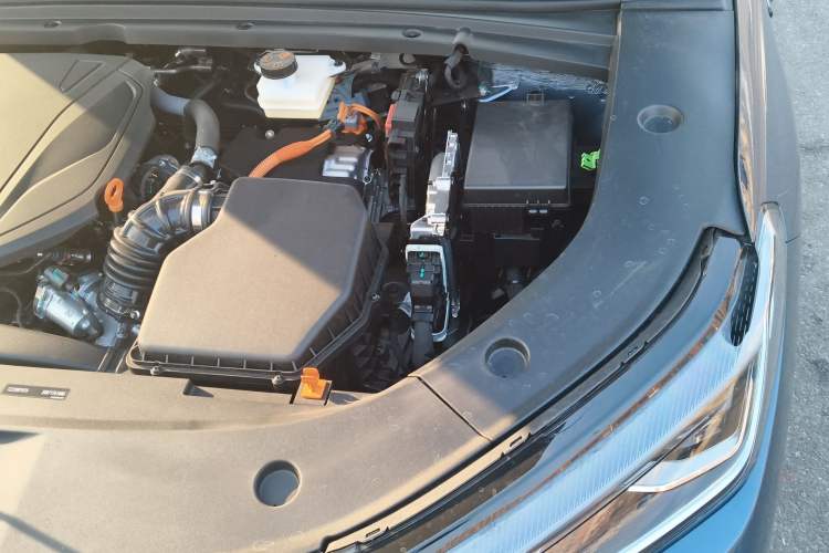 Used Geely Galaxy A7 2025 Model EM-i 150km Exploration+ Edition Engine Bay Left