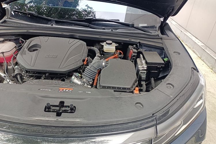 Used Geely Galaxy A7 2025 Model EM-i 150km Starship Edition Engine Bay Left