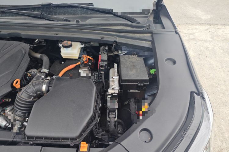 Used Geely Galaxy A7 2025 Model EM-i 70km Luxury Edition Engine Bay Left