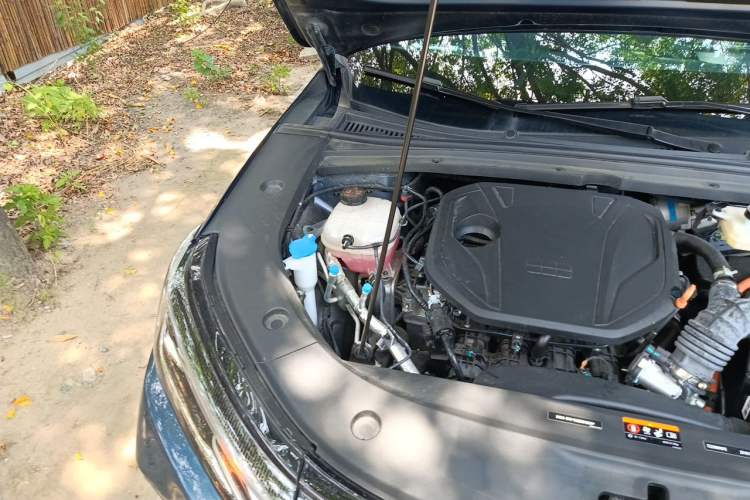 Used Geely Galaxy A7 2025 Model EM-i 70km Luxury Edition Engine Bay Right