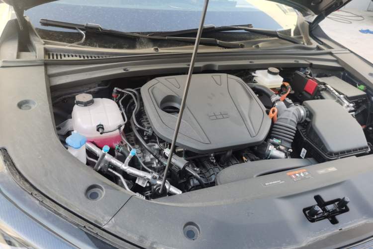 Used Geely Galaxy A7 2025 Model EM-i 150km Starship Edition Engine Bay Right