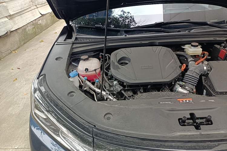 Used Geely Galaxy A7 2025 Model EM-i 150km Starship Edition Engine Bay Right