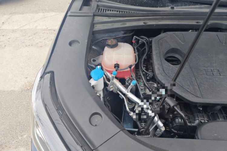 Used Geely Galaxy A7 2025 Model EM-i 70km Luxury Edition Engine Bay Right