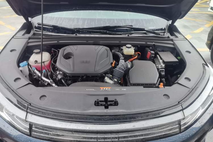 Used Geely Galaxy A7 2025 Model EM-i 150km Starship Edition Engine Bay