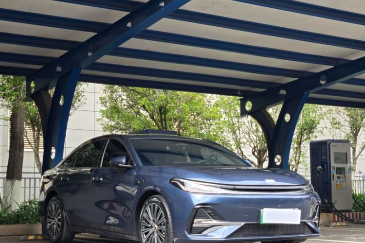 Used Geely Galaxy A7 2025 Model EM-i 150km Starship Edition Exterior 1
