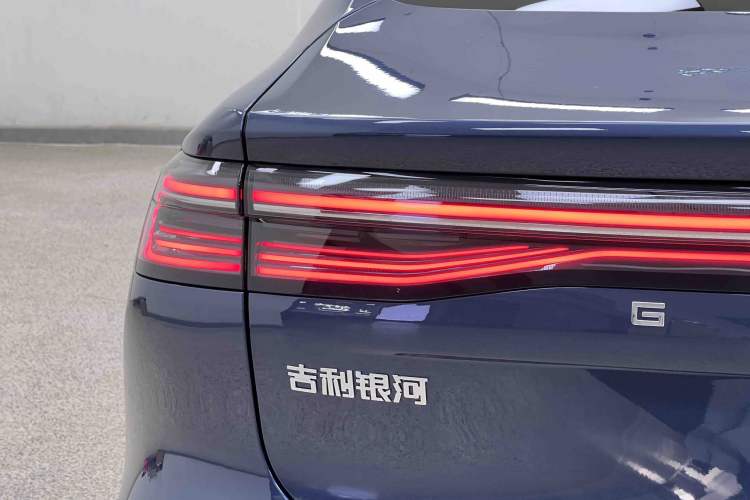 Used Geely Galaxy A7 2025 Model EM-i 150km Starship Edition Exterior 10
