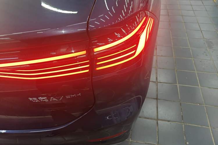 Used Geely Galaxy A7 2025 Model EM-i 150km Starship Edition Exterior 3