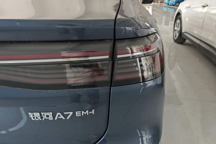 Used Geely Galaxy A7 2025 Model EM-i 150km Starship Edition Exterior 3