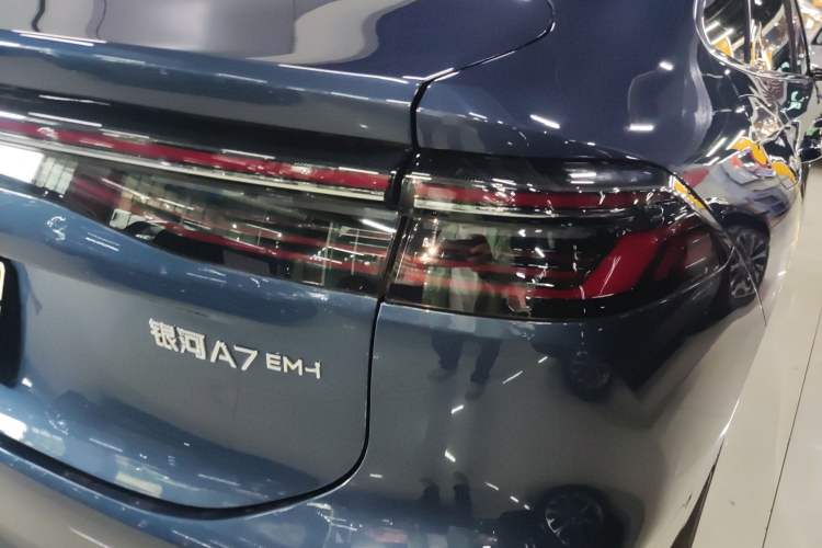 Used Geely Galaxy A7 2025 Model EM-i 150km Starship Edition Exterior 3