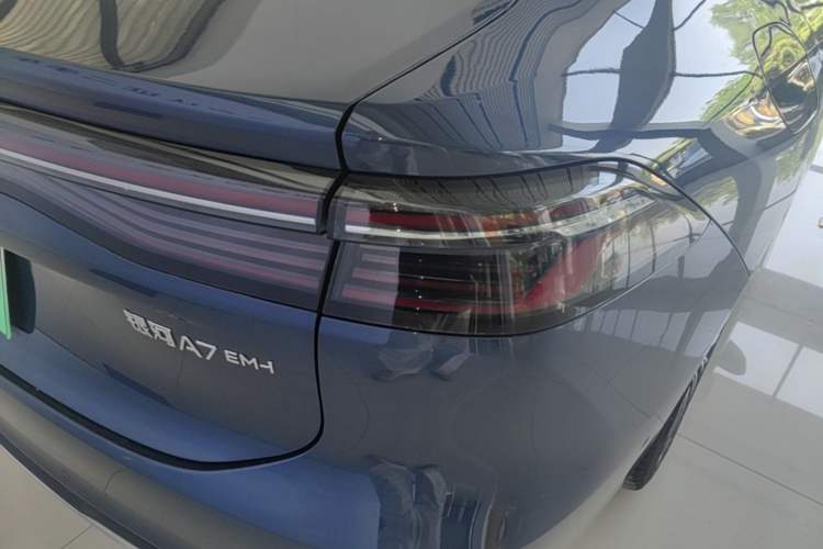 Used Geely Galaxy A7 2025 Model EM-i 150km Starship Edition Exterior 3