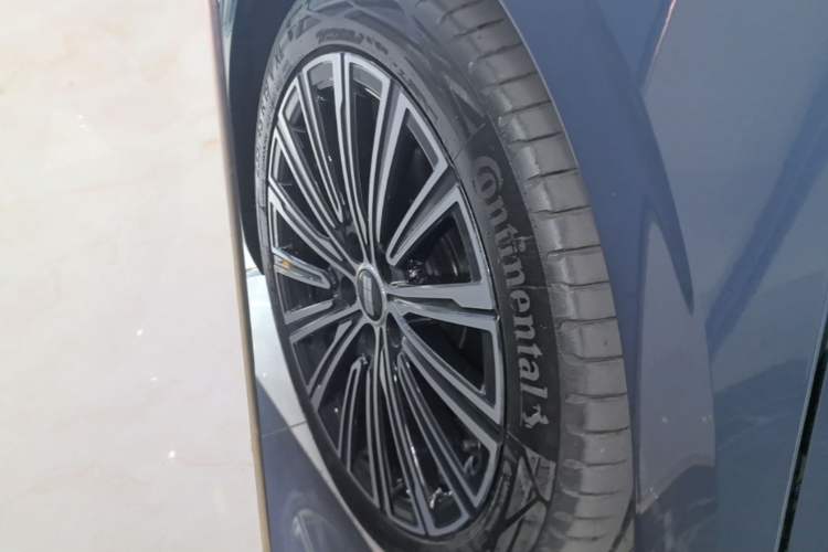 Used Geely Galaxy A7 2025 Model EM-i 150km Starship Edition Exterior 4
