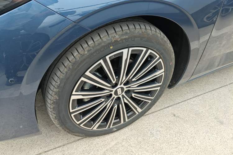 Used Geely Galaxy A7 2025 Model EM-i 150km Starship Edition Exterior 4