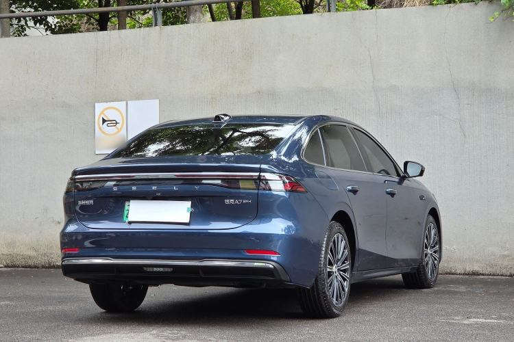 Used Geely Galaxy A7 2025 Model EM-i 150km Starship Edition Exterior 4