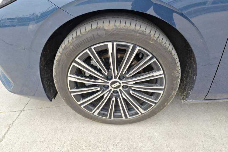Used Geely Galaxy A7 2025 Model EM-i 150km Starship Edition Exterior 4