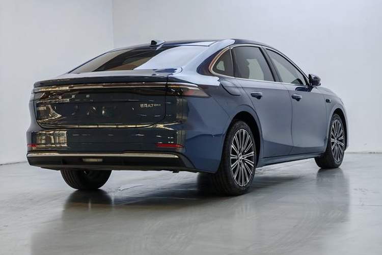 Used Geely Galaxy A7 2025 Model EM-i 150km Starship Edition Exterior 5