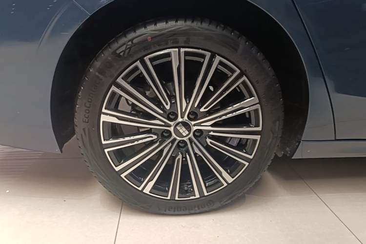 Used Geely Galaxy A7 2025 Model EM-i 150km Starship Edition Exterior 5