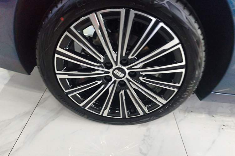 Used Geely Galaxy A7 2025 Model EM-i 150km Starship Edition Exterior 5