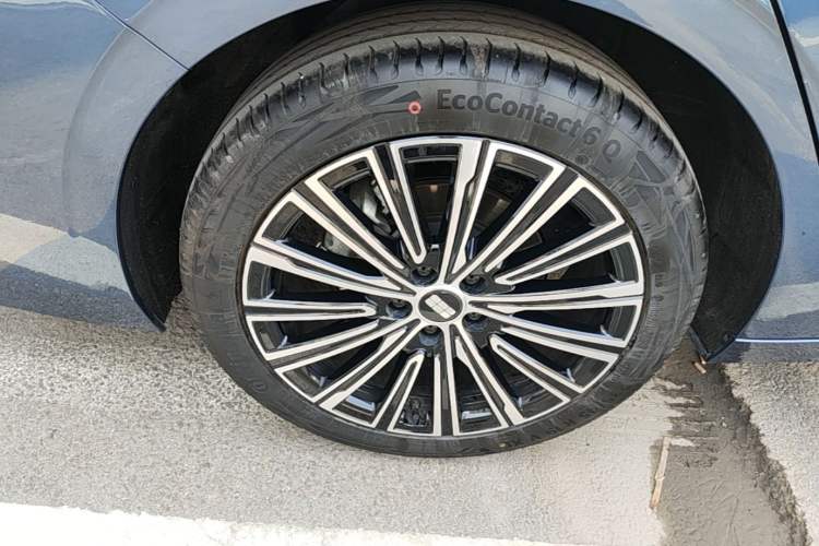 Used Geely Galaxy A7 2025 Model EM-i 150km Starship Edition Exterior 5