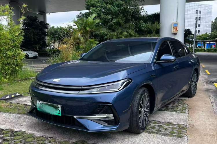 Used Geely Galaxy A7 2025 Model EM-i 150km Starship Edition Exterior 5