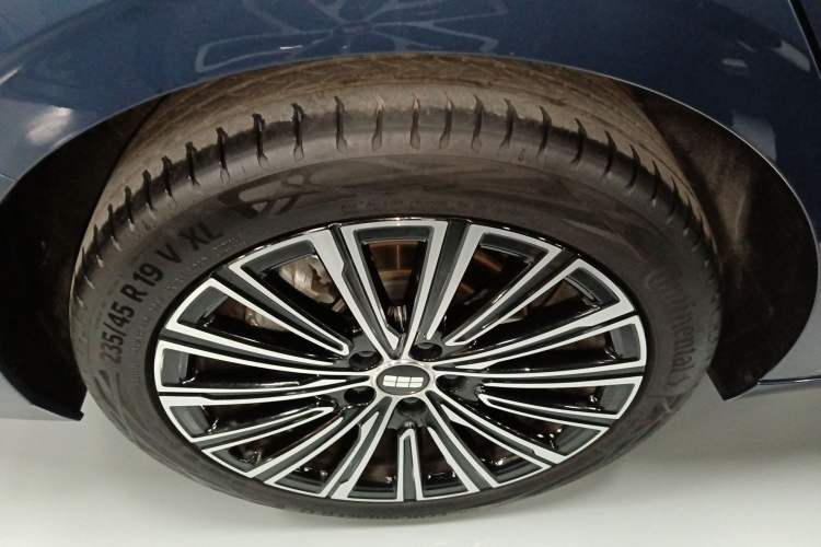 Used Geely Galaxy A7 2025 Model EM-i 150km Starship Edition Exterior 5