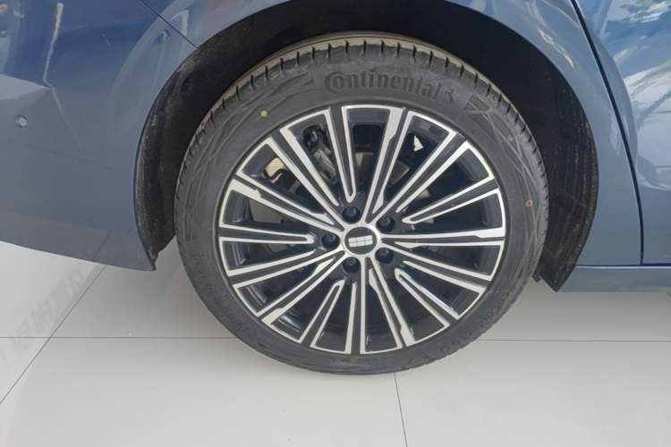 Used Geely Galaxy A7 2025 Model EM-i 150km Starship Edition Exterior 5