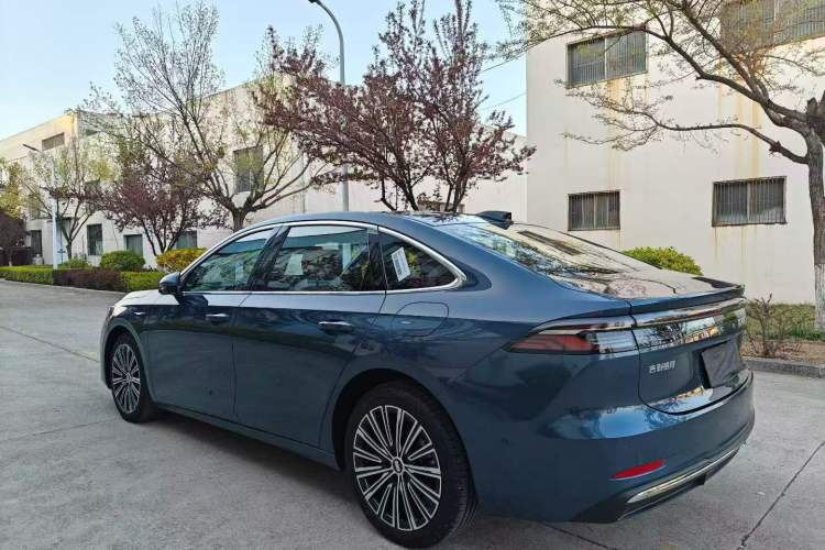 Used Geely Galaxy A7 2025 Model EM-i 150km Starship Edition Exterior 6