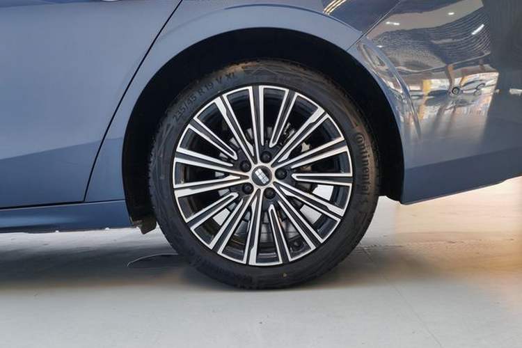 Used Geely Galaxy A7 2025 Model EM-i 150km Starship Edition Exterior 6
