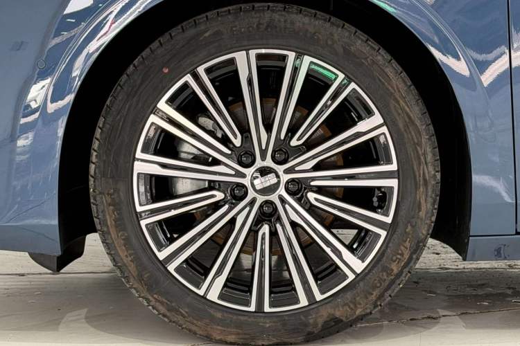 Used Geely Galaxy A7 2025 Model EM-i 150km Starship Edition Exterior 7