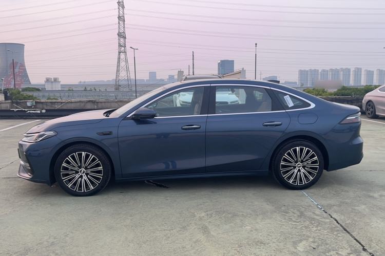 Used Geely Galaxy A7 2025 Model EM-i 150km Starship Edition Exterior 8