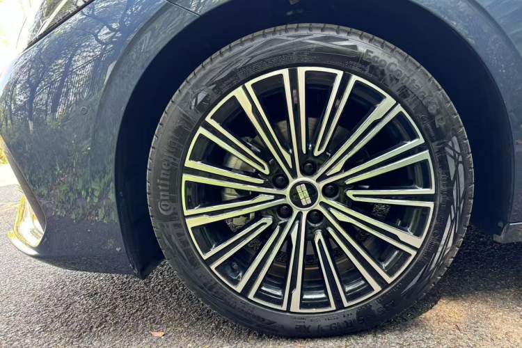 Used Geely Galaxy A7 2025 Model EM-i 150km Starship Edition Exterior 9